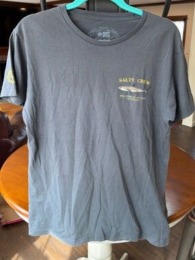 Medium Salty Crew shark short sleeve shirt